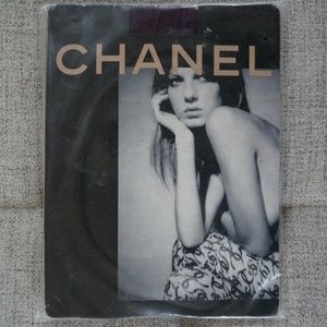 CHANEL - Jacquard Fancy Tights, Purple/Black, S-1  "RARE FIND"